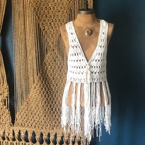 Cecico crochet vest